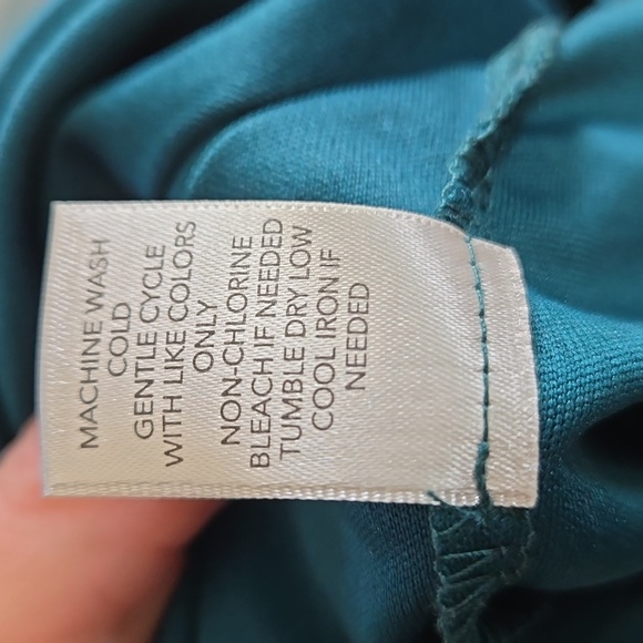 Christopher & Banks Sleeveless Top - Picture 7 of 7